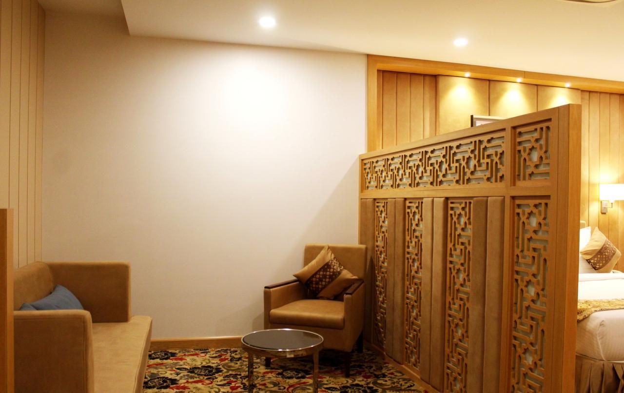 Skk Blu Hotel & Spa Udaipur Esterno foto