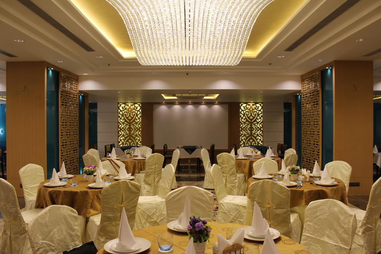 Skk Blu Hotel & Spa Udaipur Esterno foto