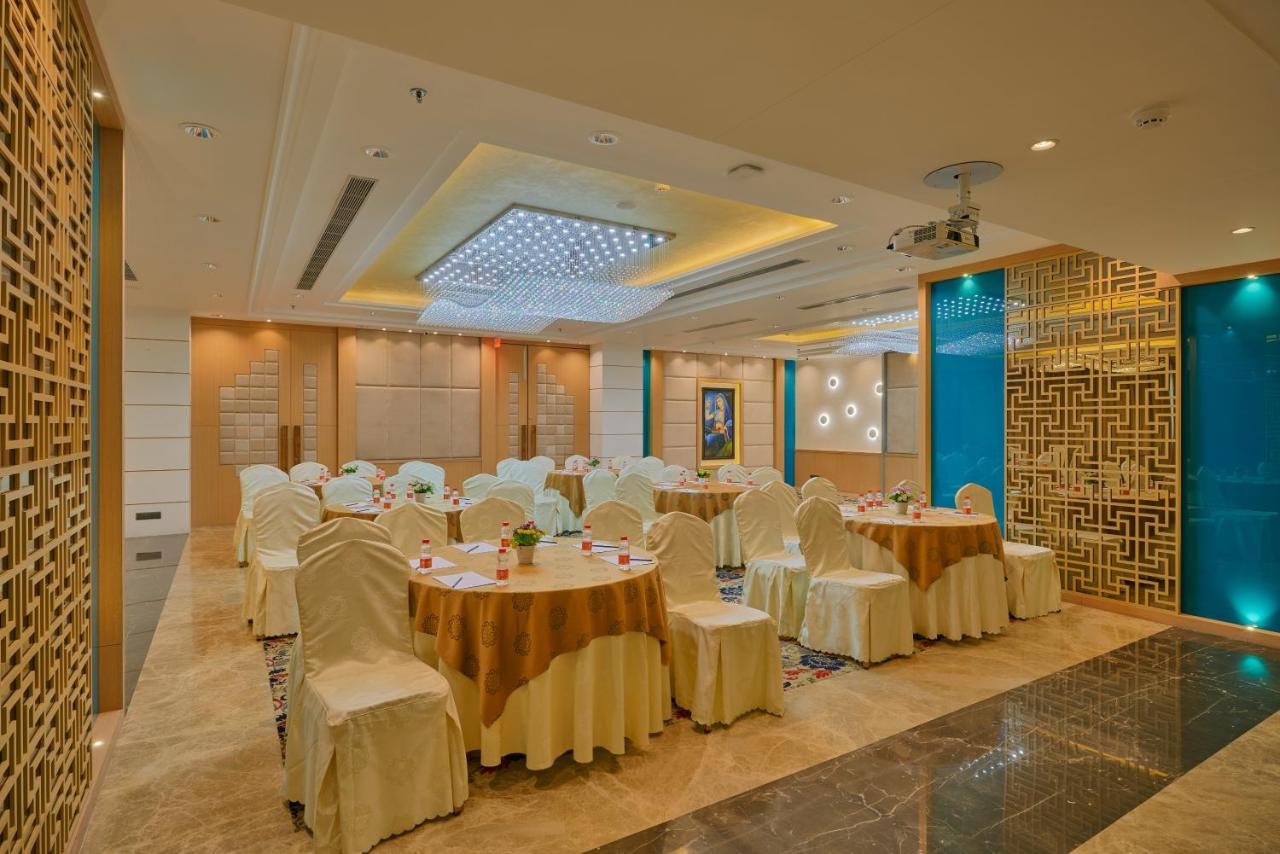 Skk Blu Hotel & Spa Udaipur Esterno foto